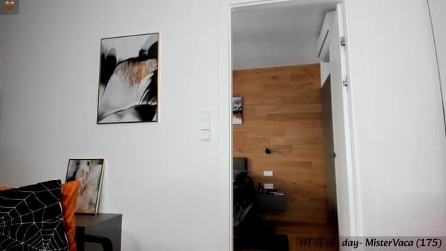Gallery image thumbnail from Mi_Ha's myfreecams stream on, 09/27/2023, 15:52 image 7 of 20