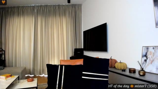 Gallery image thumbnail from Mi_Ha's myfreecams stream on, 10/16/2024, 14:58 image 13 of 20