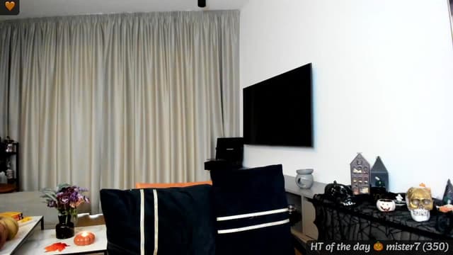 Gallery image thumbnail from Mi_Ha's myfreecams stream on, 10/21/2024, 16:21 image 10 of 20