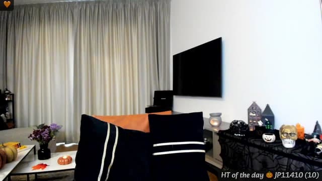 Gallery image thumbnail from Mi_Ha's myfreecams stream on, 10/23/2024, 13:25 image 16 of 20