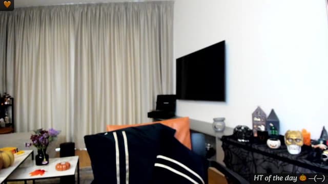 Gallery image thumbnail from Mi_Ha's myfreecams stream on, 10/24/2024, 13:15 image 13 of 20