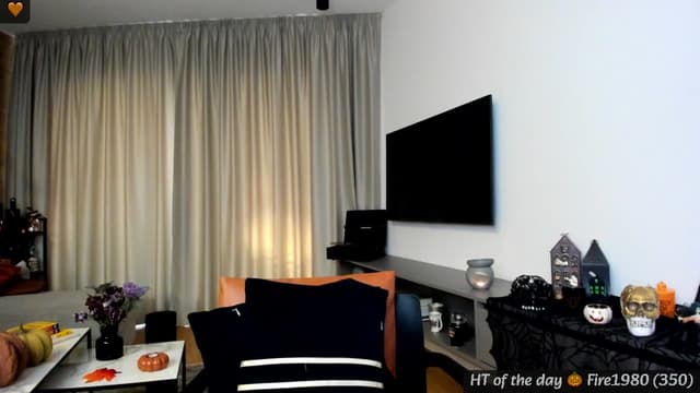 Gallery image thumbnail from Mi_Ha's myfreecams stream on, 10/24/2024, 15:05 image 7 of 20