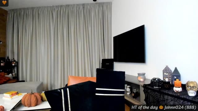 Gallery image thumbnail from Mi_Ha's myfreecams stream on, 10/26/2024, 16:00 image 3 of 20