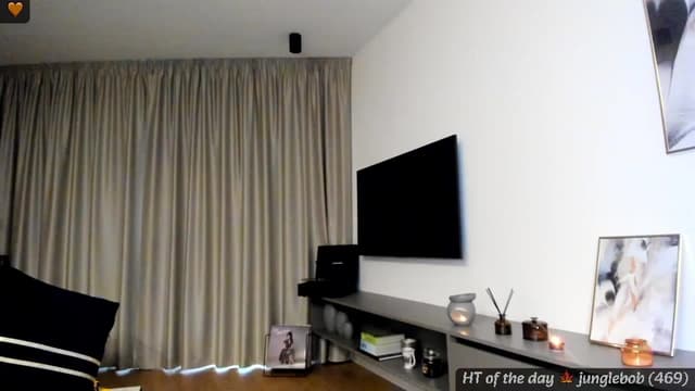 Gallery image thumbnail from Mi_Ha's myfreecams stream on, 11/17/2024, 17:20 image 2 of 20