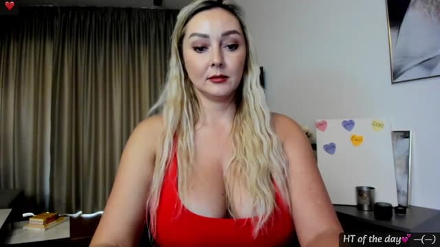 Gallery image thumbnail from Mi_Ha's myfreecams stream on, 02/03/2025, 14:02 image 9 of 20