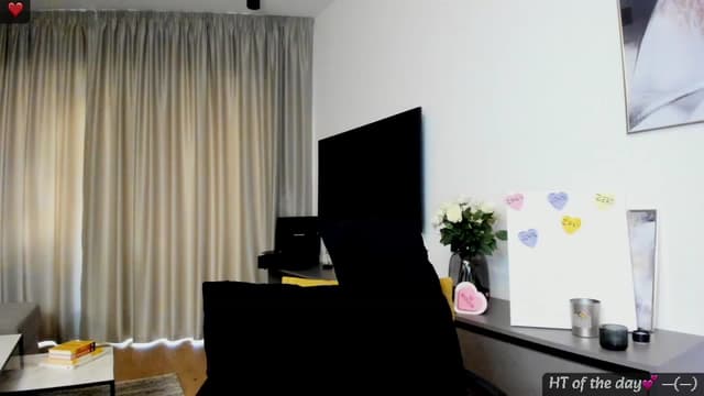 Gallery image thumbnail from Mi_Ha's myfreecams stream on, 02/03/2025, 14:02 image 12 of 20