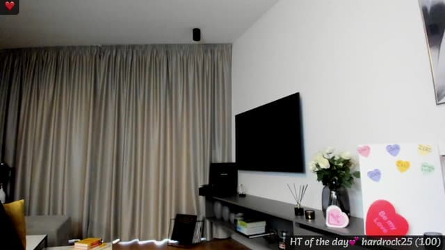 Gallery image thumbnail from Mi_Ha's myfreecams stream on, 02/04/2025, 15:23 image 8 of 20