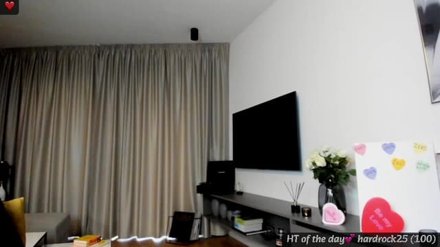 Gallery image thumbnail from Mi_Ha's myfreecams stream on, 02/04/2025, 15:23 image 7 of 20