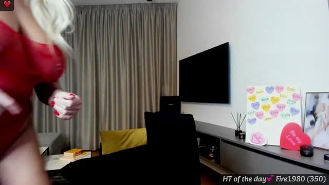 Gallery image thumbnail from Mi_Ha's myfreecams stream on, 02/08/2025, 17:26 image 16 of 20