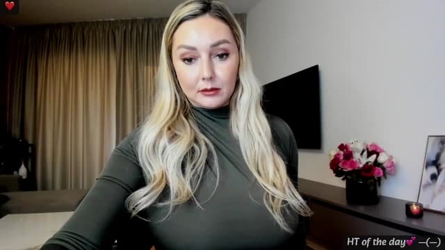 Gallery image thumbnail from Mi_Ha's myfreecams stream on, 02/20/2025, 15:48 image 8 of 20