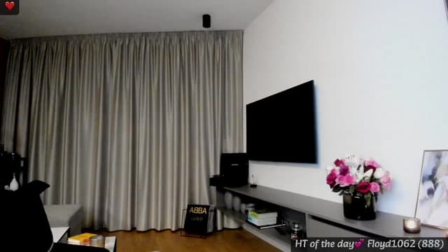 Gallery image thumbnail from Mi_Ha's myfreecams stream on, 02/20/2025, 22:25 image 10 of 20