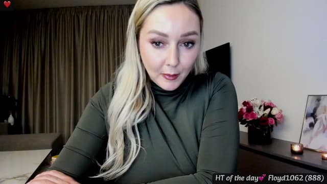 Gallery image thumbnail from Mi_Ha's myfreecams stream on, 02/20/2025, 22:25 image 16 of 20
