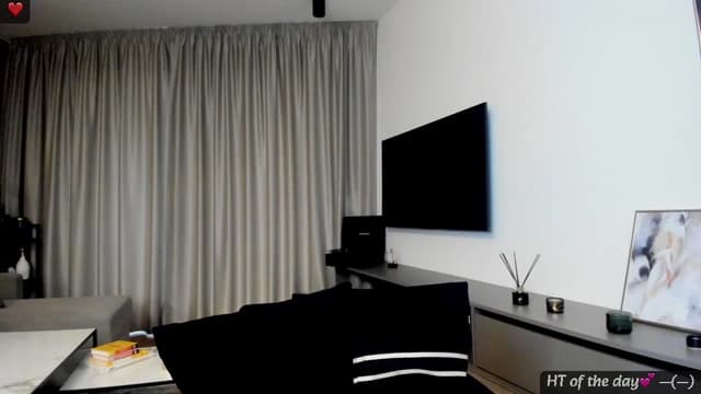 Gallery image thumbnail from Mi_Ha's myfreecams stream on, 02/25/2025, 16:28 image 2 of 20