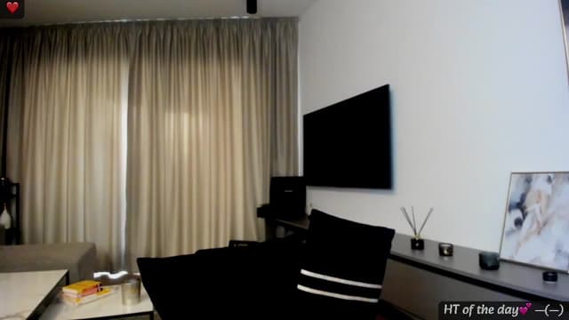 Gallery image thumbnail from Mi_Ha's myfreecams stream on, 02/26/2025, 14:07 image 6 of 20