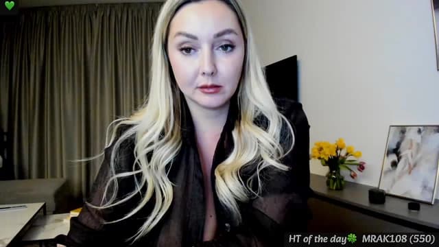 Gallery image thumbnail from Mi_Ha's myfreecams stream on, 03/26/2025, 21:46 image 3 of 20