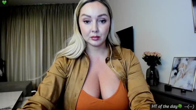 Gallery image thumbnail from Mi_Ha's myfreecams stream on, 03/31/2025, 15:05 image 4 of 20