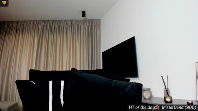 Gallery image thumbnail from Mi_Ha's myfreecams stream on, 05/11/2025, 15:51 image 19 of 20