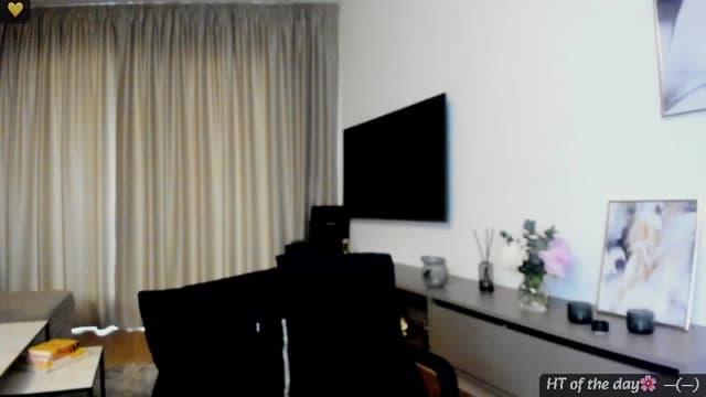 Gallery image thumbnail from Mi_Ha's myfreecams stream on, 05/18/2025, 15:52 image 13 of 20