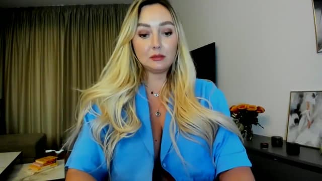 Gallery image thumbnail from Mi_Ha's myfreecams stream on, 06/24/2025, 16:52 image 9 of 20