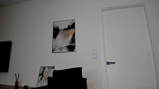 Gallery image thumbnail from Mi_Ha's myfreecams stream on, 08/08/2025, 14:57 image 14 of 20