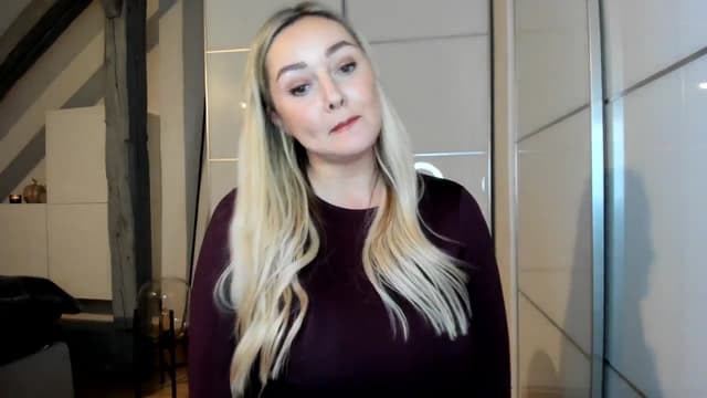 Gallery image thumbnail from Mi_Ha's myfreecams stream on, 10/22/2025, 16:22 image 19 of 20