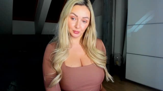 Gallery image thumbnail from Mi_Ha's myfreecams stream on, 02/20/2026, 16:11 image 19 of 20