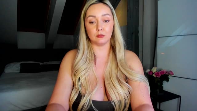 Gallery image thumbnail from Mi_Ha's myfreecams stream on, 03/10/2026, 17:04 image 7 of 20