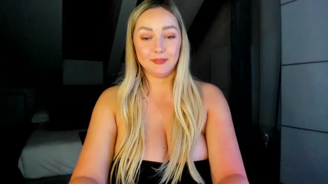 Gallery image thumbnail from Mi_Ha's myfreecams stream on, 04/23/2026, 21:01 image 20 of 20