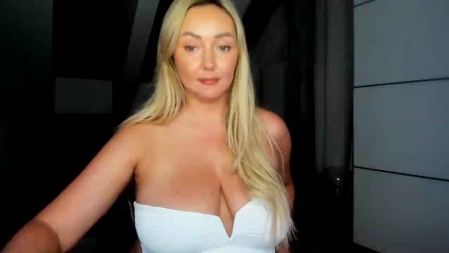 Gallery image thumbnail from Mi_Ha's myfreecams stream on, 06/29/2026, 20:57 image 16 of 20
