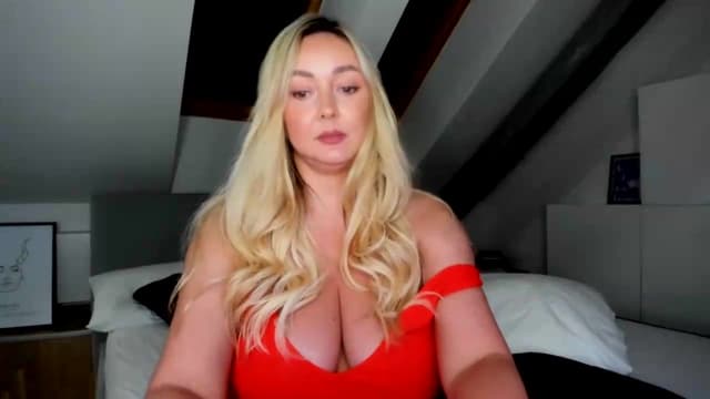 Gallery image thumbnail from Mi_Ha's myfreecams stream on, 07/11/2026, 14:43 image 9 of 20