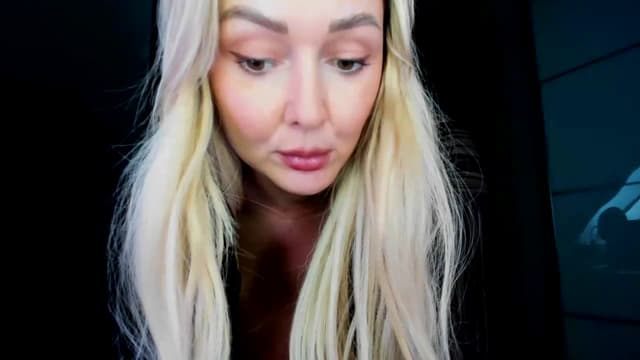 Gallery image thumbnail from Mi_Ha's myfreecams stream on, 07/30/2026, 14:06 image 14 of 20
