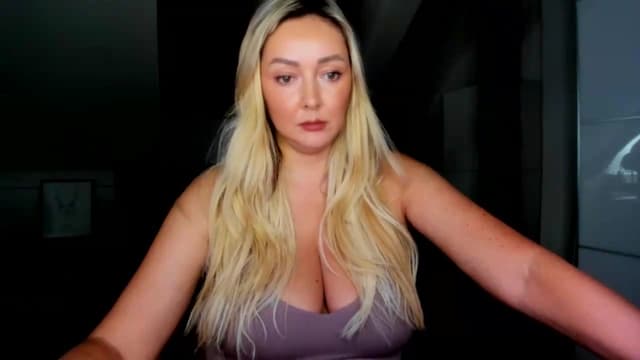 Gallery image thumbnail from Mi_Ha's myfreecams stream on, 07/31/2026, 13:46 image 9 of 20