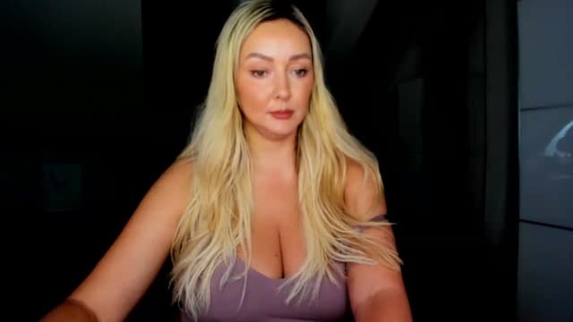 Gallery image thumbnail from Mi_Ha's myfreecams stream on, 07/31/2026, 14:44 image 13 of 20