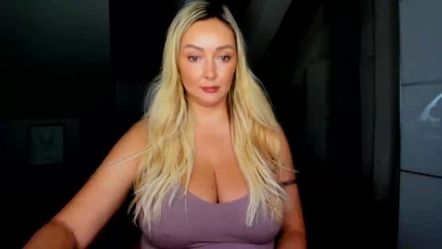 Gallery image thumbnail from Mi_Ha's myfreecams stream on, 07/31/2026, 14:44 image 11 of 20