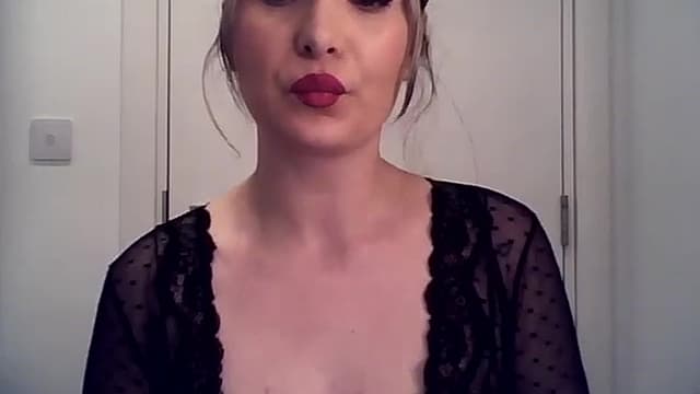 Gallery image thumbnail from MiaK_'s myfreecams stream on, 03/19/2025, 18:35 image 19 of 20