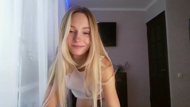 Gallery image thumbnail from Milaa's myfreecams stream on, 09/15/2024, 15:41 image 6 of 20