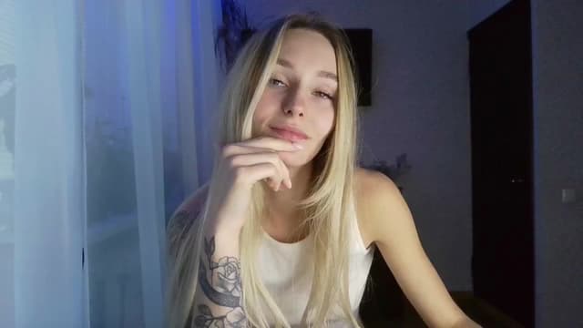 Gallery image thumbnail from Milaa's myfreecams stream on, 09/15/2024, 15:41 image 19 of 20