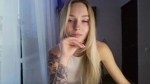 Gallery image thumbnail from Milaa's myfreecams stream on, 09/15/2024, 15:41 image 15 of 20