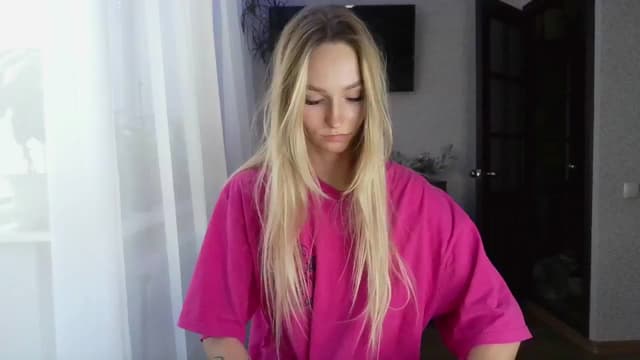 Gallery image thumbnail from Milaa's myfreecams stream on, 09/16/2024, 14:13 image 3 of 20