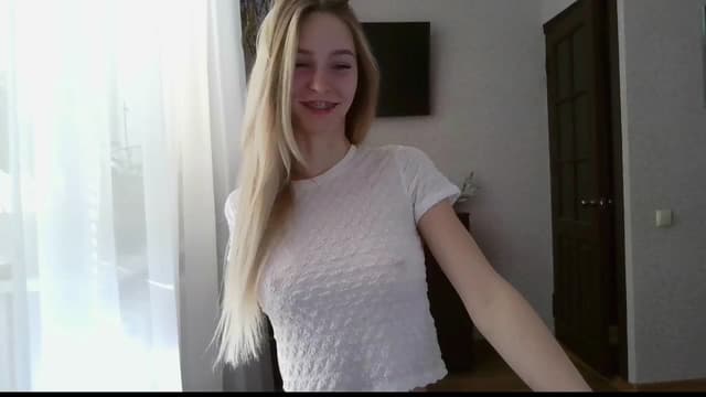 Gallery image thumbnail from Milaa's myfreecams stream on, 09/20/2024, 07:10 image 16 of 20