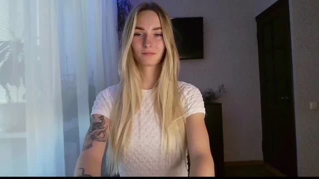 Gallery image thumbnail from Milaa's myfreecams stream on, 09/21/2024, 15:03 image 8 of 20