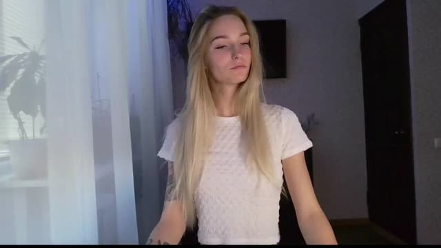 Gallery image thumbnail from Milaa's myfreecams stream on, 09/23/2024, 15:54 image 4 of 20