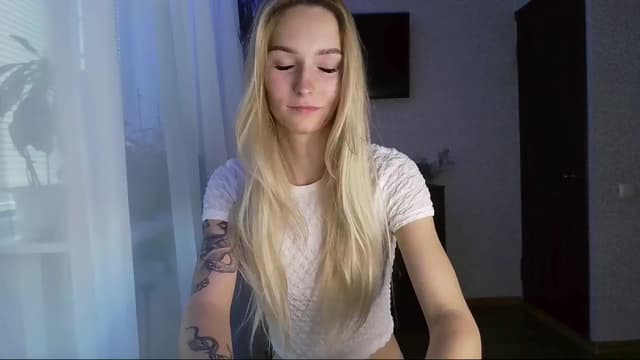 Gallery image thumbnail from Milaa's myfreecams stream on, 09/23/2024, 15:54 image 10 of 20