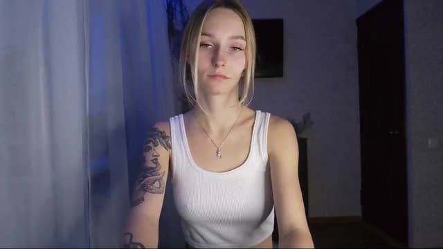 Gallery image thumbnail from Milaa's myfreecams stream on, 10/04/2024, 15:58 image 6 of 20