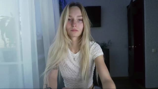 Gallery image thumbnail from Milaa's myfreecams stream on, 10/05/2024, 15:34 image 9 of 20