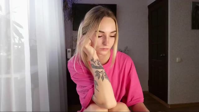 Gallery image thumbnail from Milaa's myfreecams stream on, 10/16/2024, 05:41 image 13 of 20