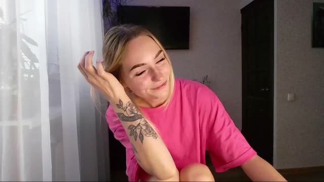 Gallery image thumbnail from Milaa's myfreecams stream on, 10/16/2024, 05:41 image 12 of 20