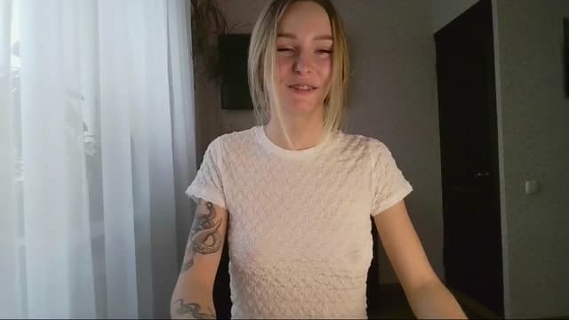 Gallery image thumbnail from Milaa's myfreecams stream on, 10/25/2024, 06:44 image 19 of 20