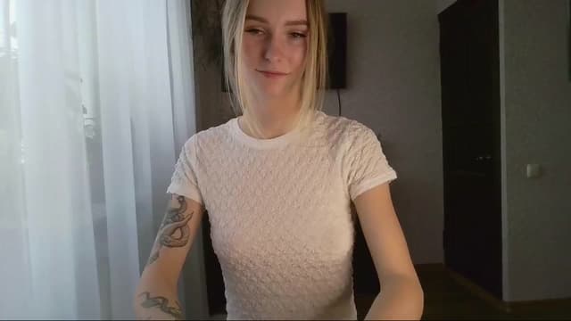 Gallery image thumbnail from Milaa's myfreecams stream on, 10/25/2024, 07:05 image 18 of 20