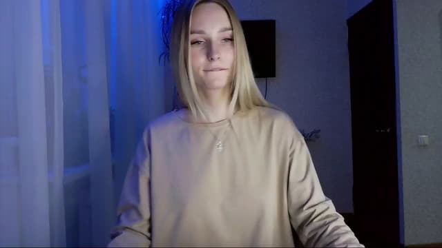 Gallery image thumbnail from Milaa's myfreecams stream on, 11/08/2024, 15:00 image 19 of 20